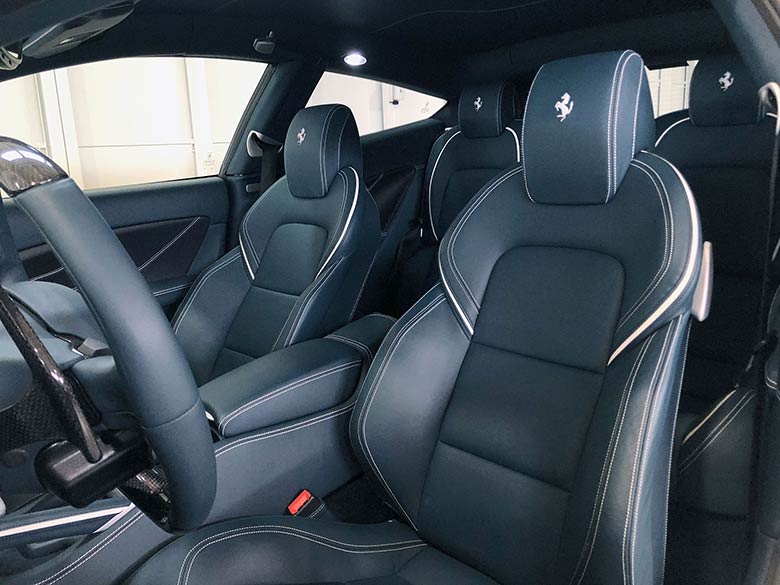 フェラーリ FF F1 DCT 4WD - ホワイト (16/24枚)