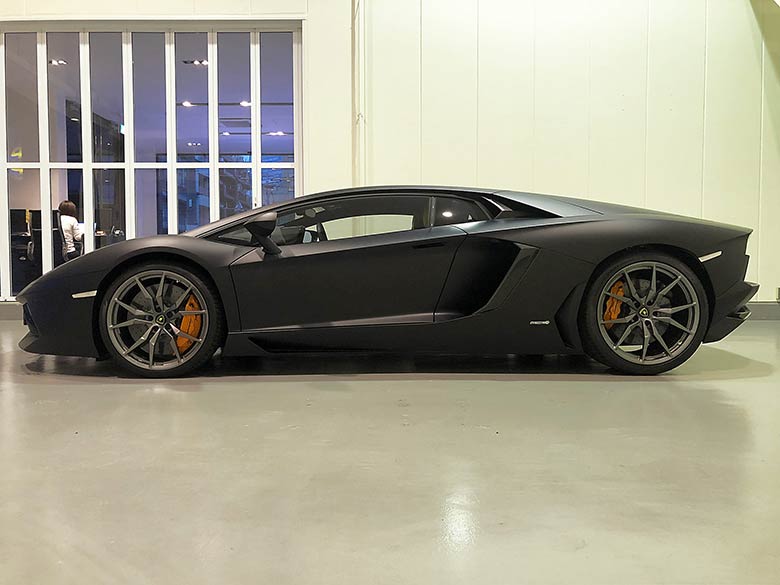 Orange Brakes Callipers (4/20枚) ランボルギーニ アヴェンタドール LP700-4 - Nero Nemesis MATT(マットブラック) MY2015