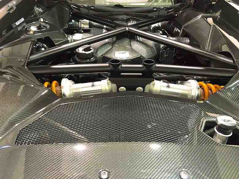 Carbon fiber engine bay trim T-shaped engine cover In carbon  Yellow rear suspension springs (18/20枚) ランボルギーニ アヴェンタドール LP700-4 - Nero Nemesis MATT(マットブラック) MY2015