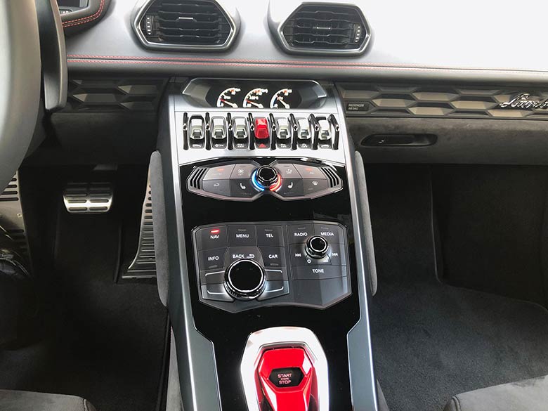 ランボルギーニ ウラカン LP610-4 (LDF) 4WD - ホワイトメタリック (17/20枚)