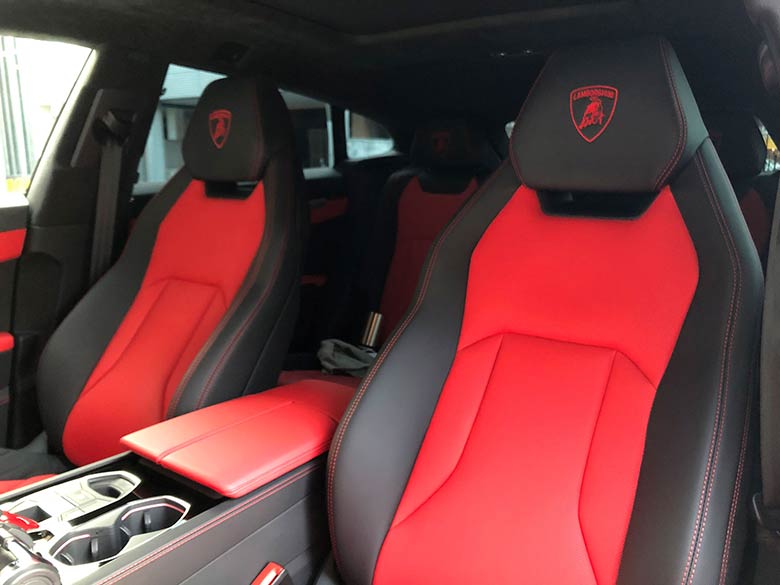 ランボルギーニ ウルス4.0 4WD - グレーメタリック(10/20枚)