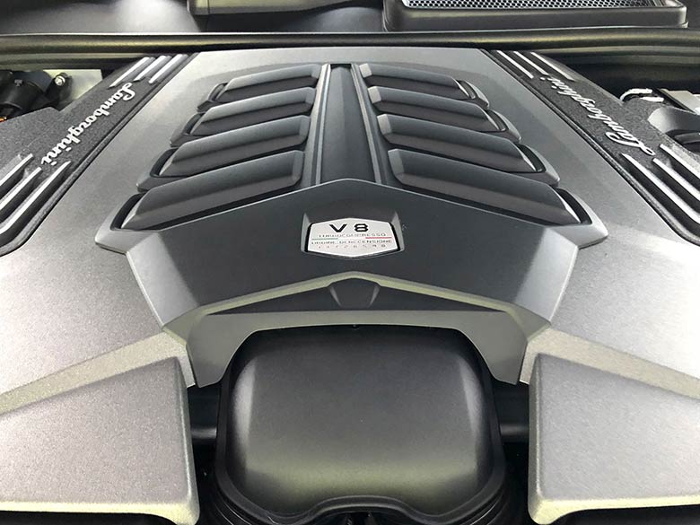 ランボルギーニ ウルス4.0 4WD - グレーメタリック(17/20枚)