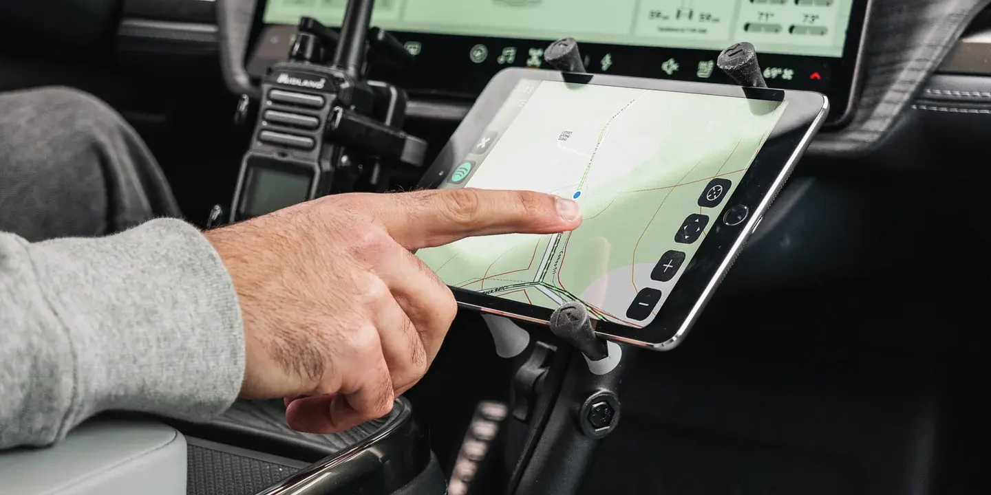 ラムマウント タブレットホルダー 使用イメージ