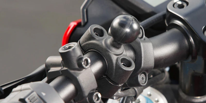 ラムマウント タブレットホルダー 使用イメージ